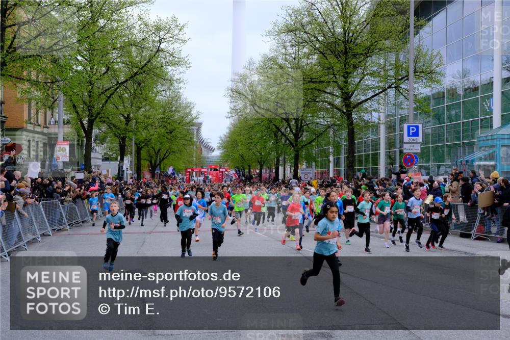 25.04.2026 - Das Zehntel Tim E. http://msf.ph/oto/9572106 25.04.2026 10:31:00 Ziel  meine-sportfotos.de