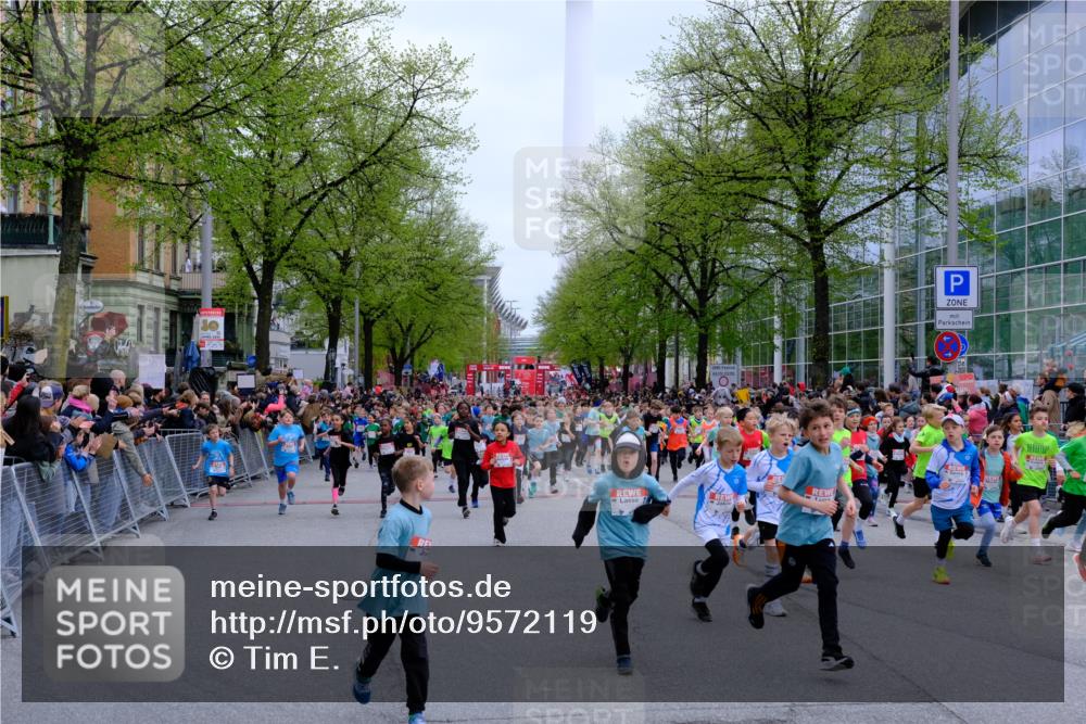25.04.2026 - Das Zehntel Tim E. http://msf.ph/oto/9572119 25.04.2026 10:31:02 Ziel  meine-sportfotos.de