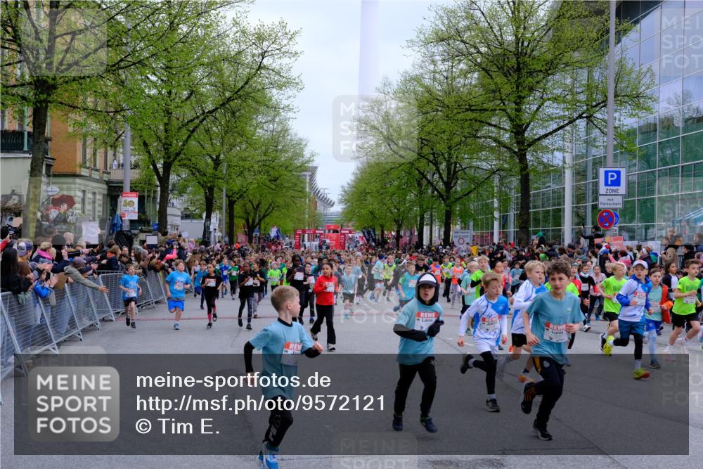 25.04.2026 - Das Zehntel Tim E. http://msf.ph/oto/9572121 25.04.2026 10:31:02 Ziel  meine-sportfotos.de