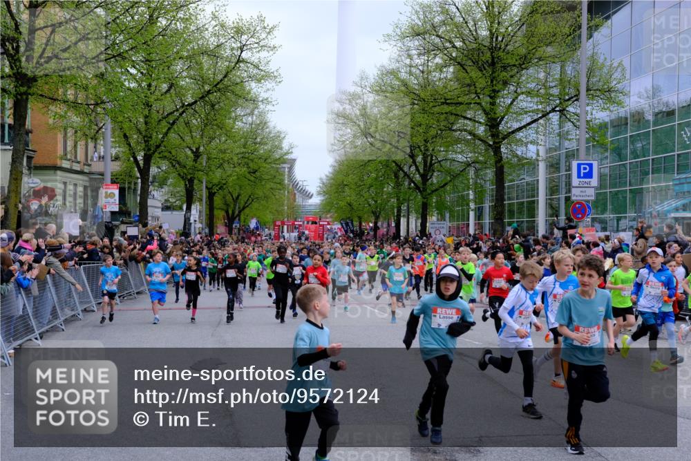 25.04.2026 - Das Zehntel Tim E. http://msf.ph/oto/9572124 25.04.2026 10:31:02 Ziel  meine-sportfotos.de