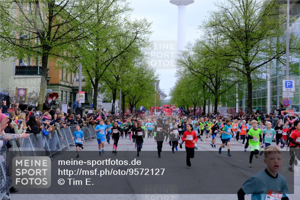 25.04.2026 - Das Zehntel Tim E. http://msf.ph/oto/9572127 25.04.2026 10:31:03 Ziel  meine-sportfotos.de