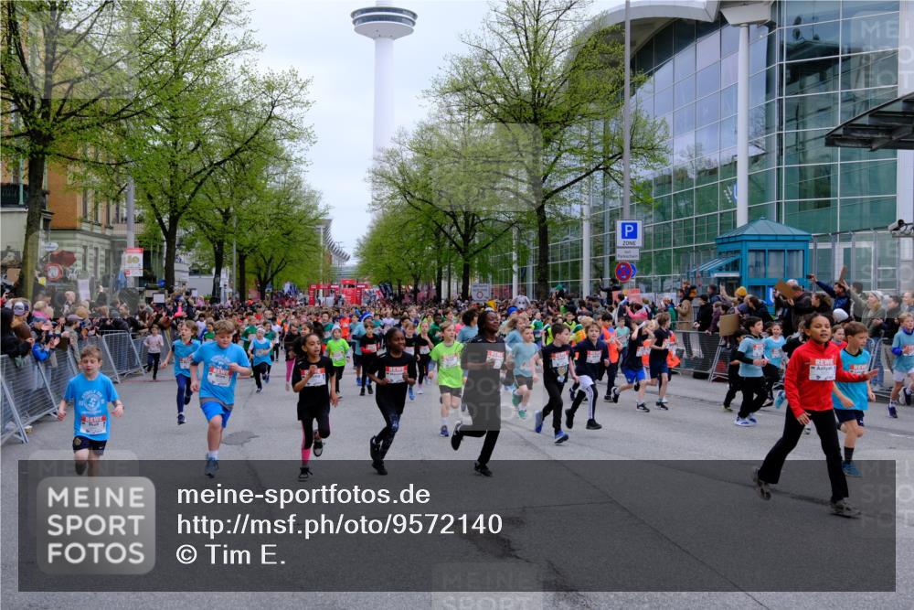 25.04.2026 - Das Zehntel Tim E. http://msf.ph/oto/9572140 25.04.2026 10:31:05 Ziel  meine-sportfotos.de