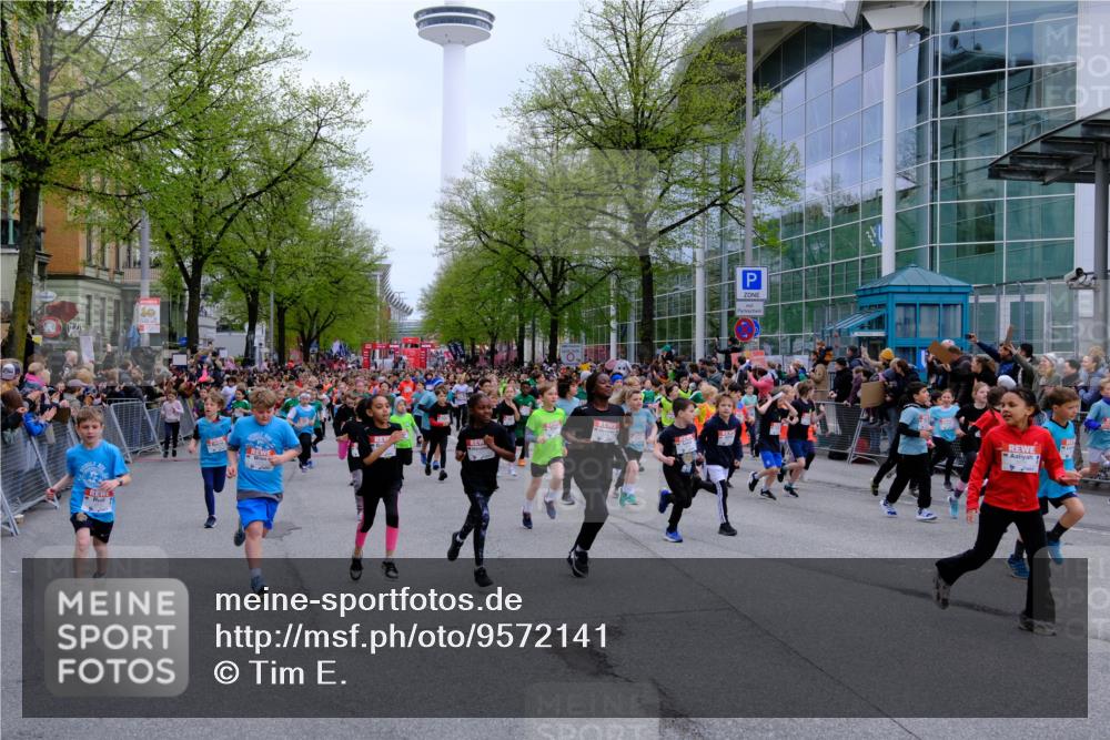 25.04.2026 - Das Zehntel Tim E. http://msf.ph/oto/9572141 25.04.2026 10:31:05 Ziel  meine-sportfotos.de
