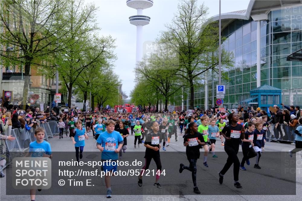 25.04.2026 - Das Zehntel Tim E. http://msf.ph/oto/9572144 25.04.2026 10:31:06 Ziel  meine-sportfotos.de