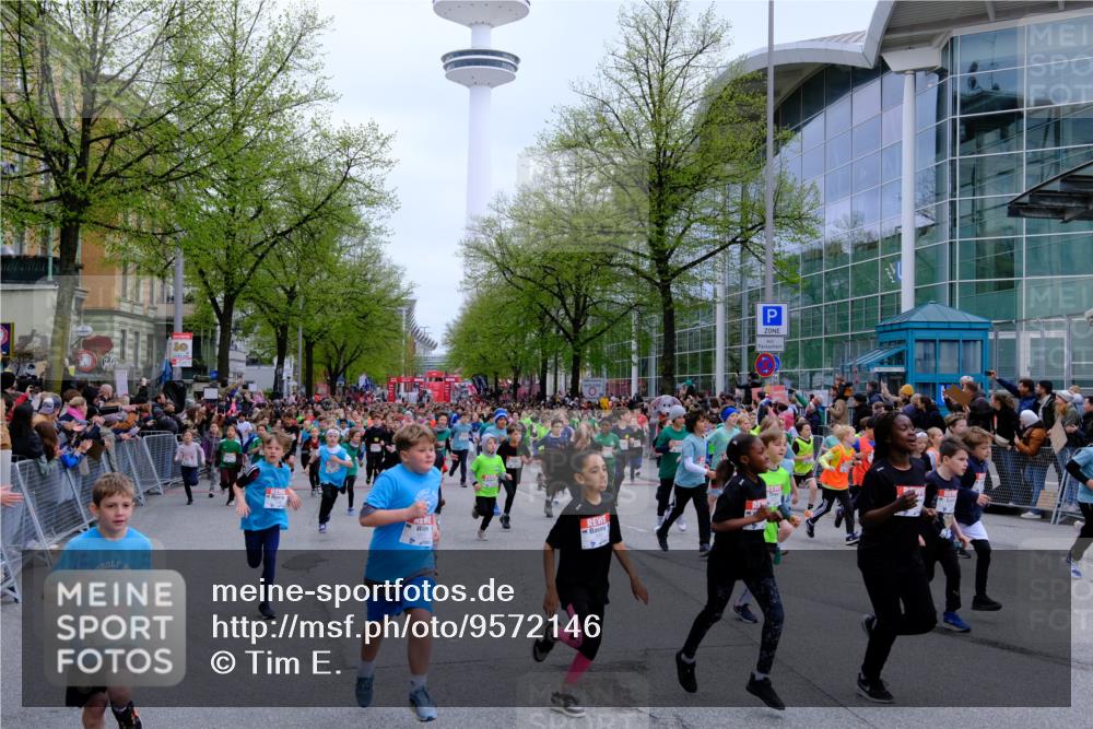 25.04.2026 - Das Zehntel Tim E. http://msf.ph/oto/9572146 25.04.2026 10:31:06 Ziel  meine-sportfotos.de