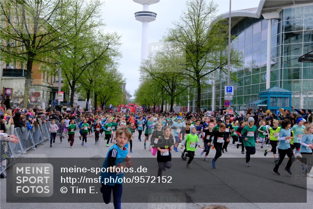 25.04.2026 - Das Zehntel Tim E. http://msf.ph/oto/9572152 25.04.2026 10:31:08 Ziel  meine-sportfotos.de