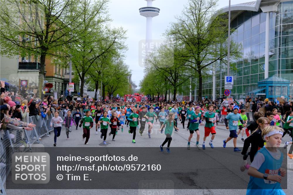 25.04.2026 - Das Zehntel Tim E. http://msf.ph/oto/9572160 25.04.2026 10:31:09 Ziel  meine-sportfotos.de