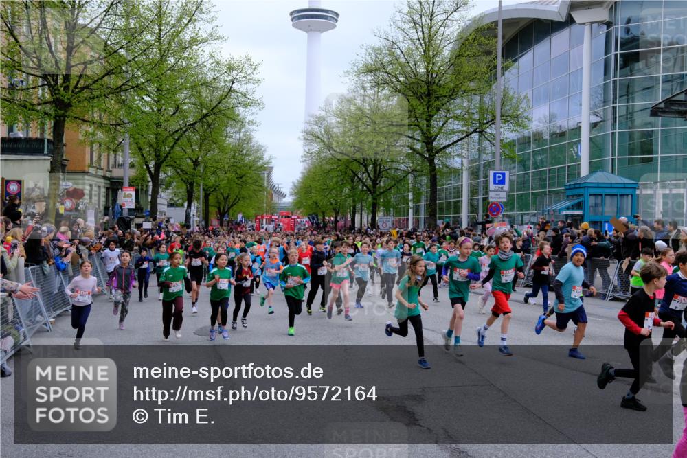 25.04.2026 - Das Zehntel Tim E. http://msf.ph/oto/9572164 25.04.2026 10:31:09 Ziel  meine-sportfotos.de