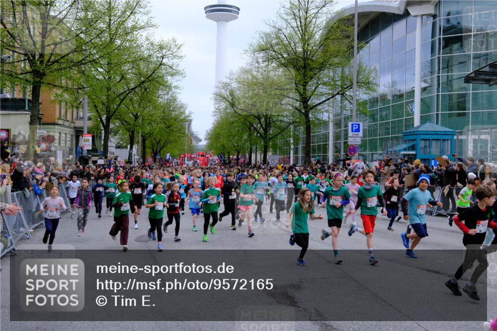 25.04.2026 - Das Zehntel Tim E. http://msf.ph/oto/9572165 25.04.2026 10:31:09 Ziel  meine-sportfotos.de