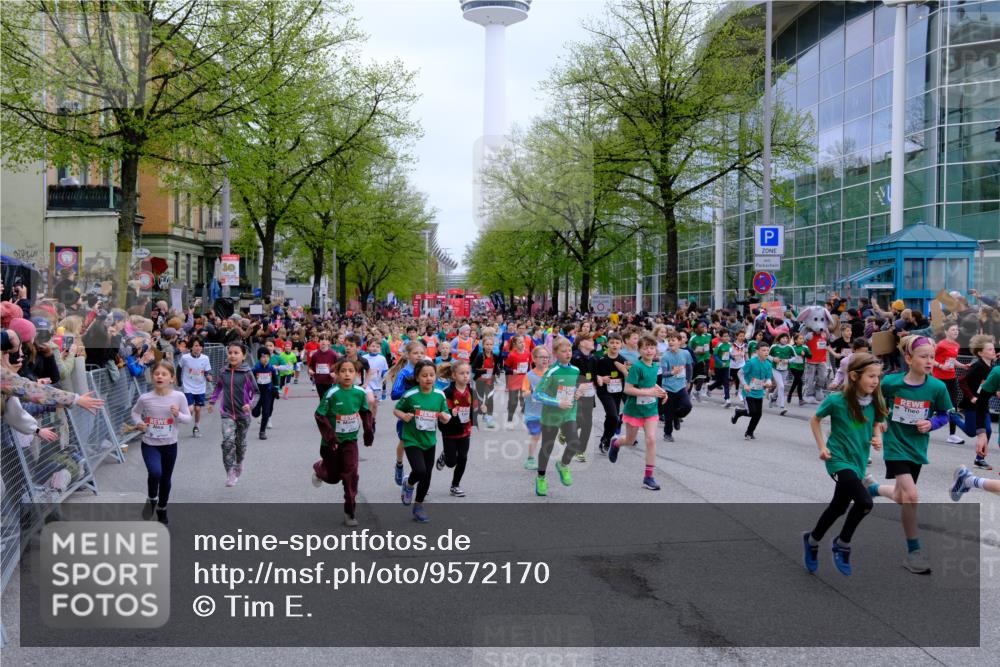 25.04.2026 - Das Zehntel Tim E. http://msf.ph/oto/9572170 25.04.2026 10:31:10 Ziel  meine-sportfotos.de