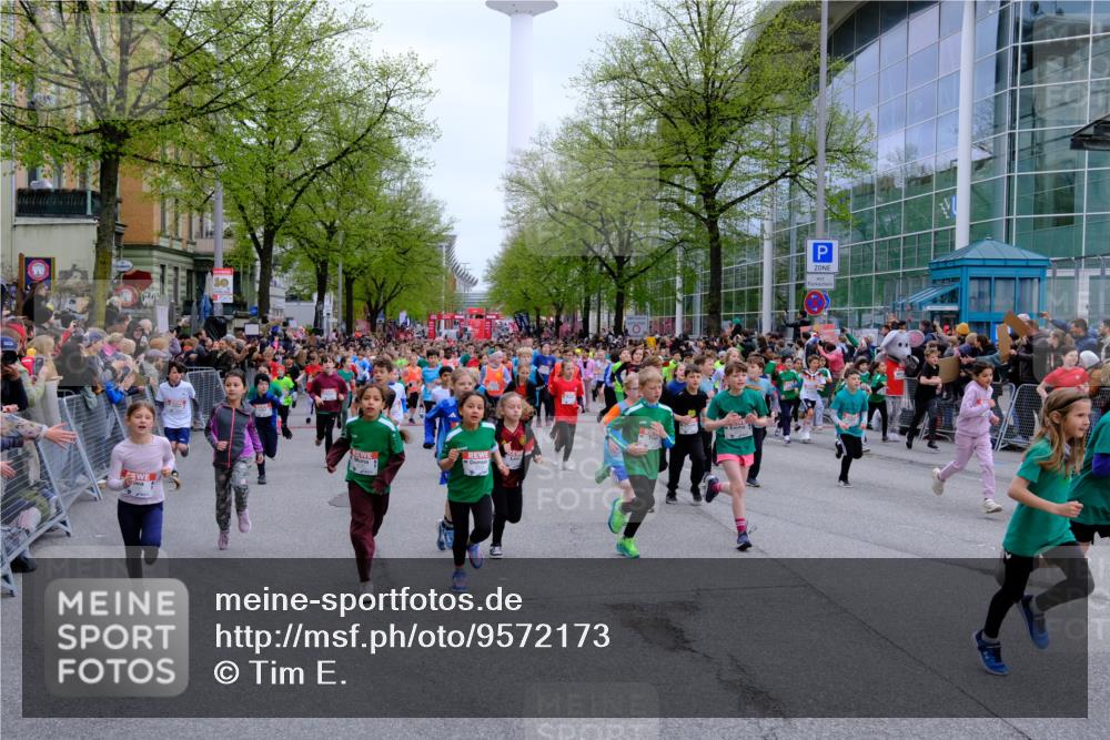 25.04.2026 - Das Zehntel Tim E. http://msf.ph/oto/9572173 25.04.2026 10:31:10 Ziel  meine-sportfotos.de