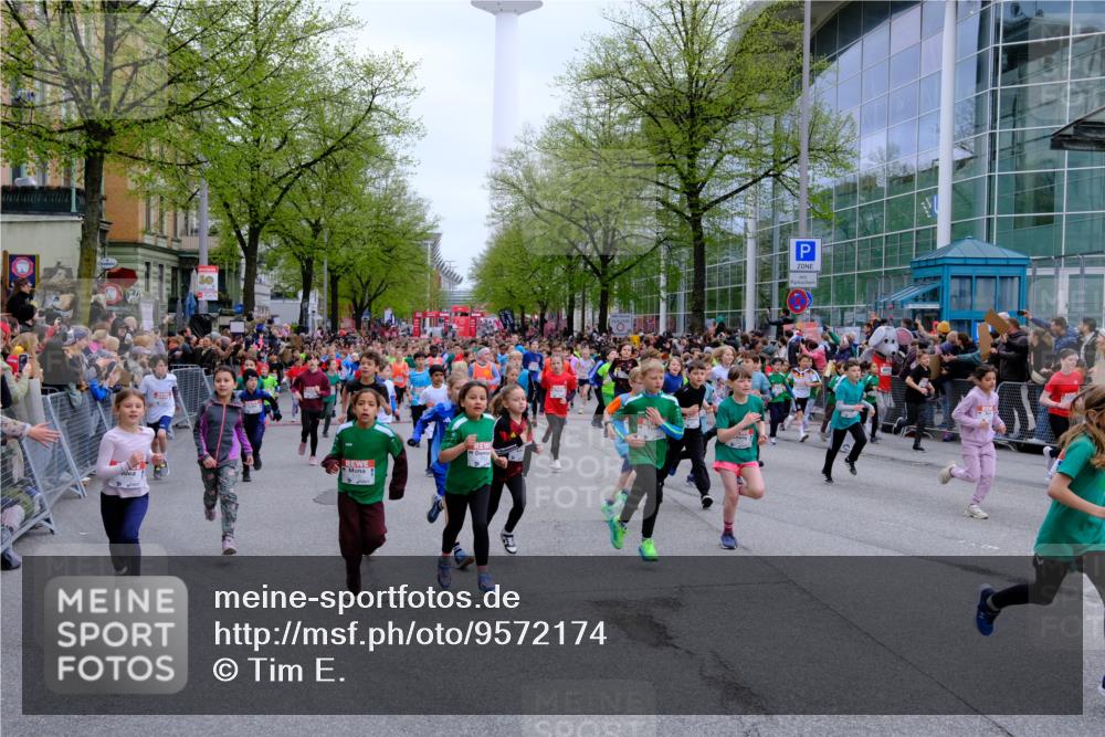25.04.2026 - Das Zehntel Tim E. http://msf.ph/oto/9572174 25.04.2026 10:31:11 Ziel  meine-sportfotos.de