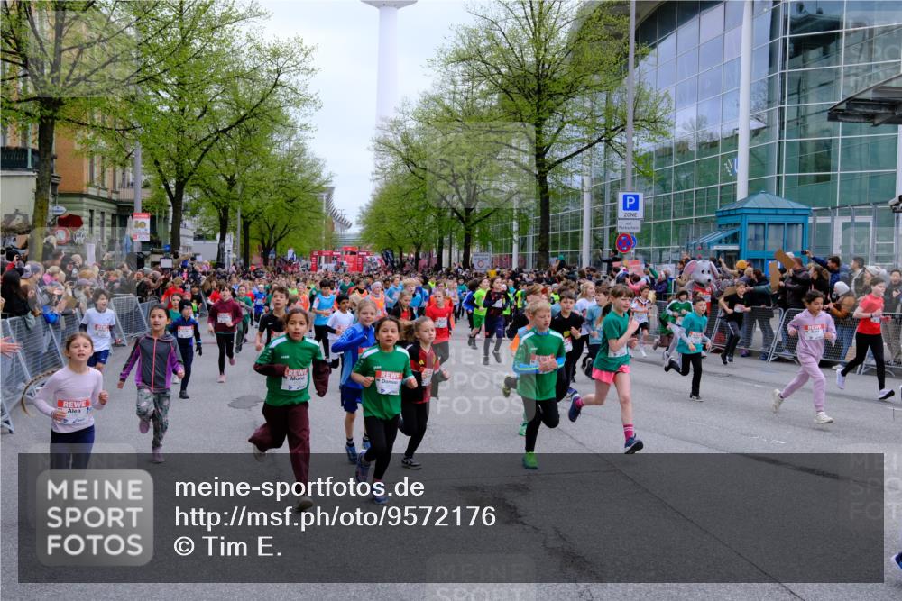 25.04.2026 - Das Zehntel Tim E. http://msf.ph/oto/9572176 25.04.2026 10:31:11 Ziel  meine-sportfotos.de