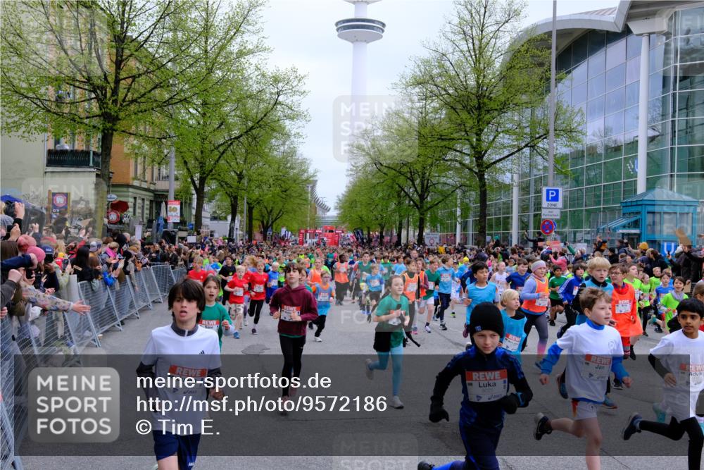 25.04.2026 - Das Zehntel Tim E. http://msf.ph/oto/9572186 25.04.2026 10:31:13 Ziel  meine-sportfotos.de