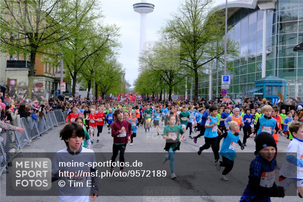 25.04.2026 - Das Zehntel Tim E. http://msf.ph/oto/9572189 25.04.2026 10:31:14 Ziel  meine-sportfotos.de