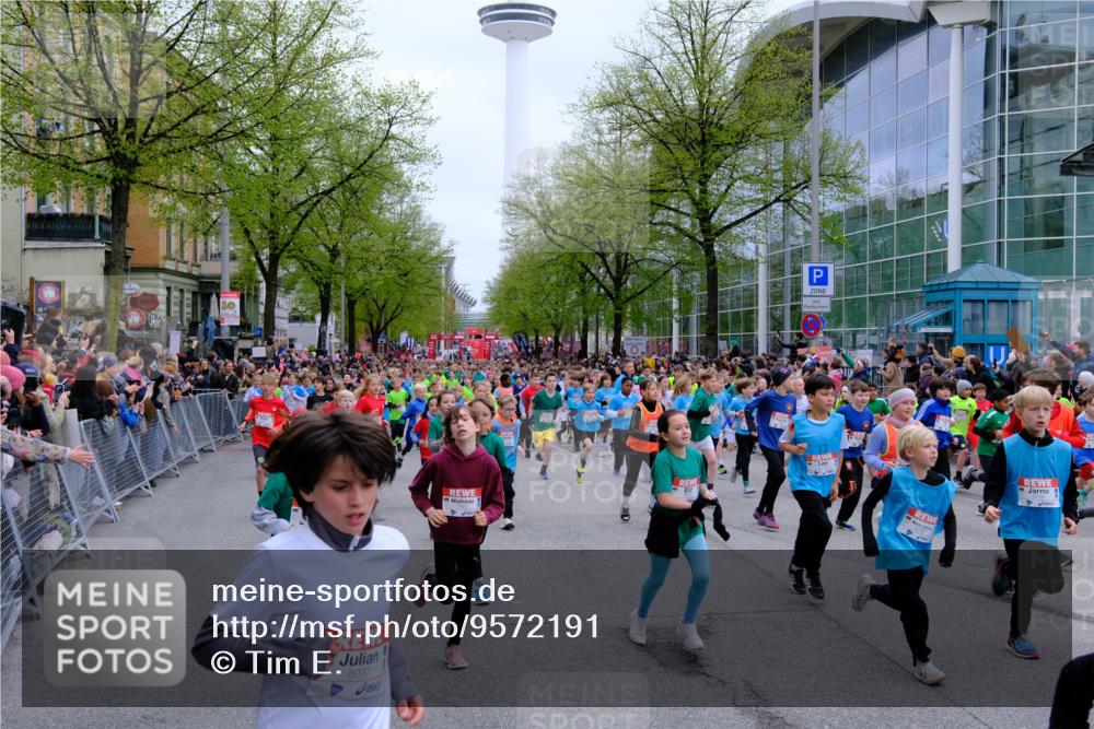 25.04.2026 - Das Zehntel Tim E. http://msf.ph/oto/9572191 25.04.2026 10:31:14 Ziel  meine-sportfotos.de