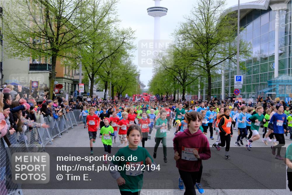 25.04.2026 - Das Zehntel Tim E. http://msf.ph/oto/9572194 25.04.2026 10:31:15 Ziel  meine-sportfotos.de