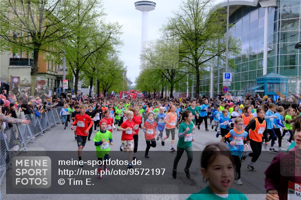 25.04.2026 - Das Zehntel Tim E. http://msf.ph/oto/9572197 25.04.2026 10:31:16 Ziel  meine-sportfotos.de