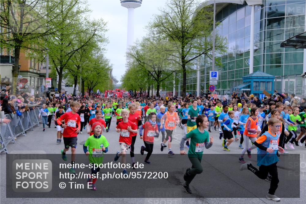 25.04.2026 - Das Zehntel Tim E. http://msf.ph/oto/9572200 25.04.2026 10:31:16 Ziel  meine-sportfotos.de