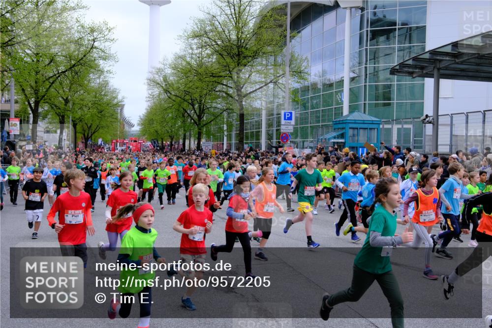 25.04.2026 - Das Zehntel Tim E. http://msf.ph/oto/9572205 25.04.2026 10:31:16 Ziel  meine-sportfotos.de
