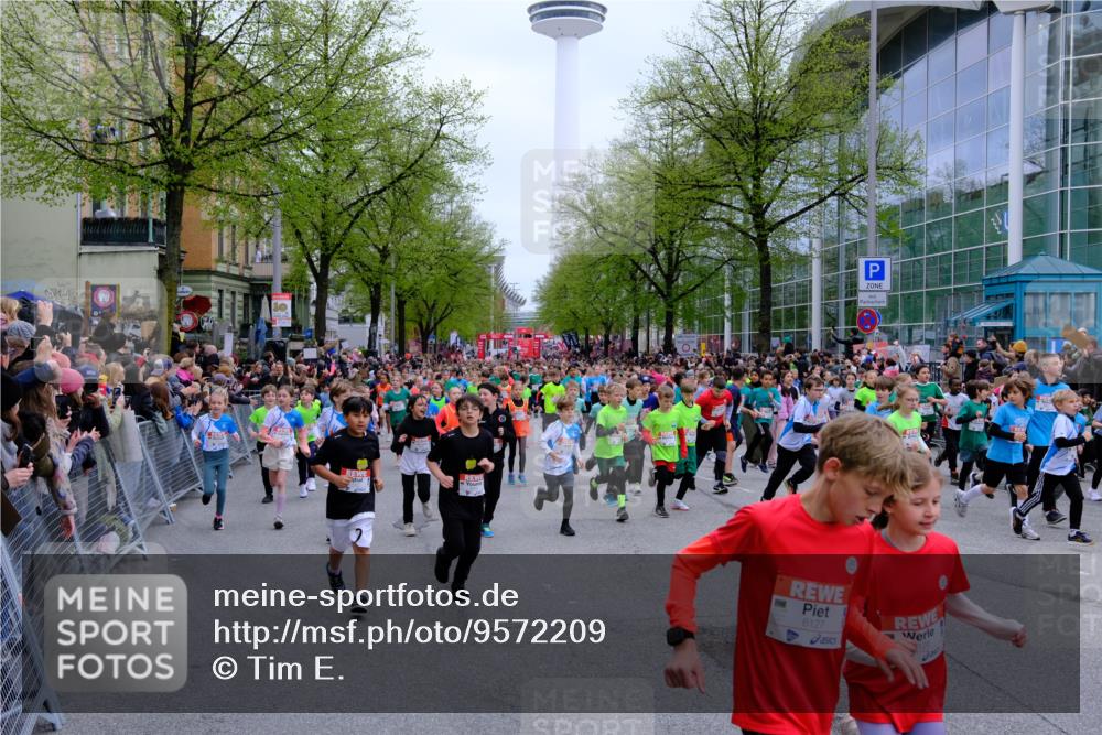 25.04.2026 - Das Zehntel Tim E. http://msf.ph/oto/9572209 25.04.2026 10:31:17 Ziel  meine-sportfotos.de