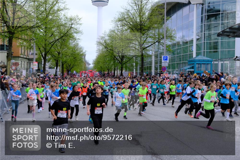 25.04.2026 - Das Zehntel Tim E. http://msf.ph/oto/9572216 25.04.2026 10:31:18 Ziel  meine-sportfotos.de