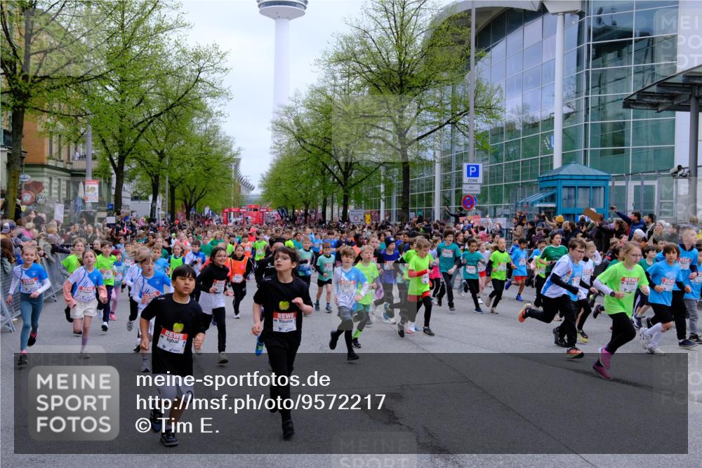 25.04.2026 - Das Zehntel Tim E. http://msf.ph/oto/9572217 25.04.2026 10:31:18 Ziel  meine-sportfotos.de
