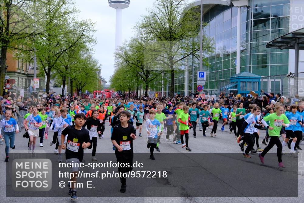 25.04.2026 - Das Zehntel Tim E. http://msf.ph/oto/9572218 25.04.2026 10:31:18 Ziel  meine-sportfotos.de