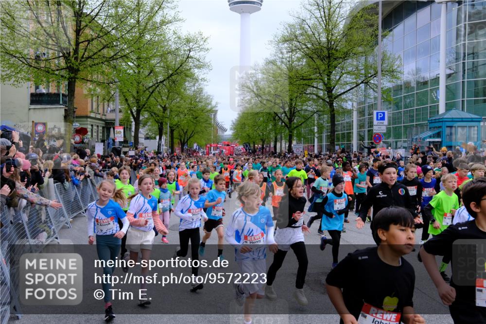 25.04.2026 - Das Zehntel Tim E. http://msf.ph/oto/9572223 25.04.2026 10:31:19 Ziel  meine-sportfotos.de