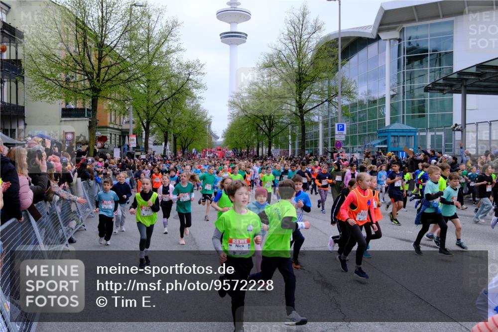 25.04.2026 - Das Zehntel Tim E. http://msf.ph/oto/9572228 25.04.2026 10:31:21 Ziel  meine-sportfotos.de