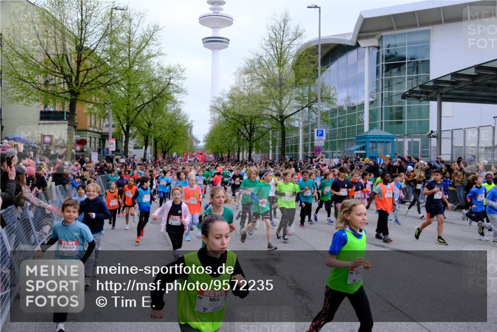 25.04.2026 - Das Zehntel Tim E. http://msf.ph/oto/9572235 25.04.2026 10:31:22 Ziel  meine-sportfotos.de