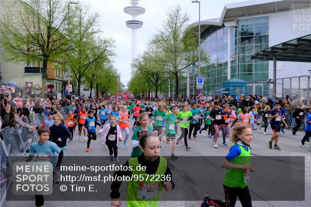 25.04.2026 - Das Zehntel Tim E. http://msf.ph/oto/9572236 25.04.2026 10:31:22 Ziel  meine-sportfotos.de