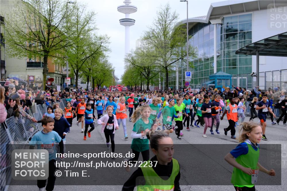 25.04.2026 - Das Zehntel Tim E. http://msf.ph/oto/9572237 25.04.2026 10:31:22 Ziel  meine-sportfotos.de