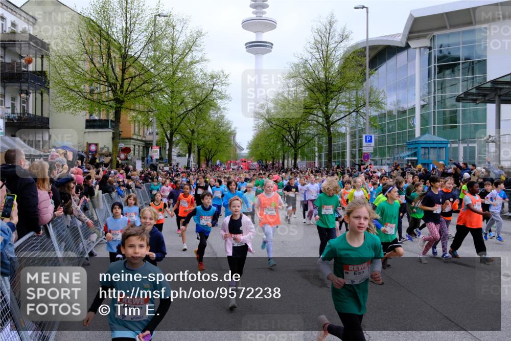 25.04.2026 - Das Zehntel Tim E. http://msf.ph/oto/9572238 25.04.2026 10:31:23 Ziel  meine-sportfotos.de