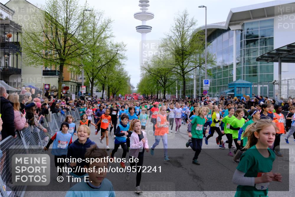 25.04.2026 - Das Zehntel Tim E. http://msf.ph/oto/9572241 25.04.2026 10:31:23 Ziel  meine-sportfotos.de