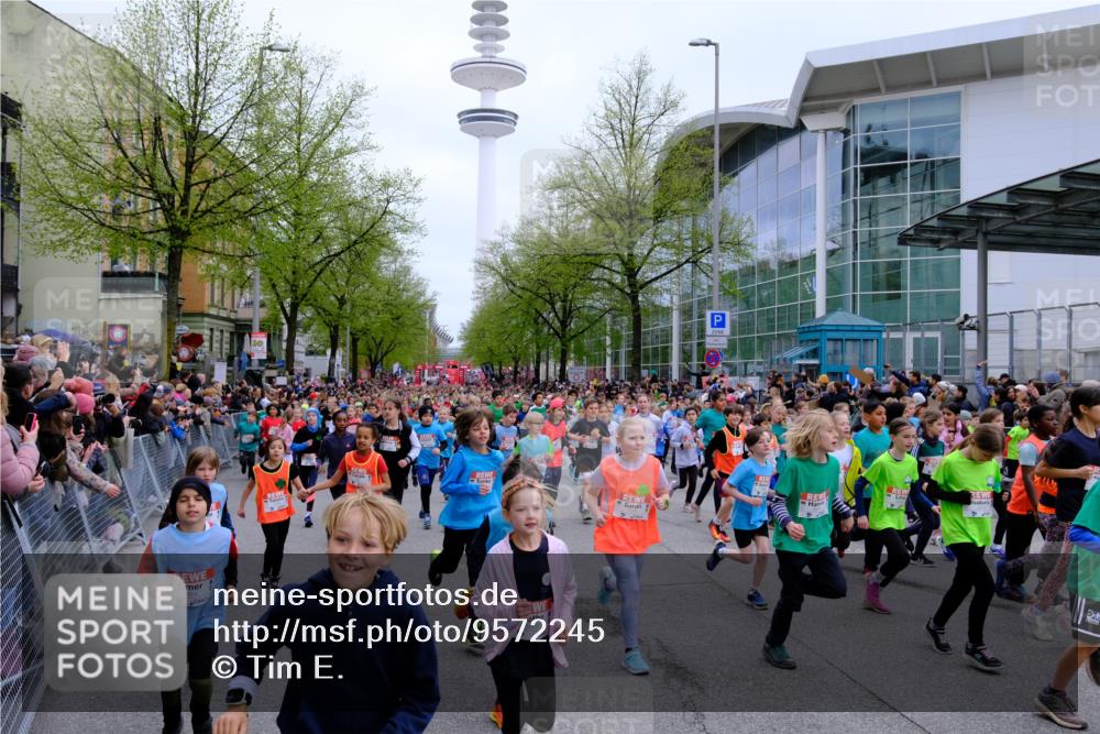 25.04.2026 - Das Zehntel Tim E. http://msf.ph/oto/9572245 25.04.2026 10:31:24 Ziel  meine-sportfotos.de