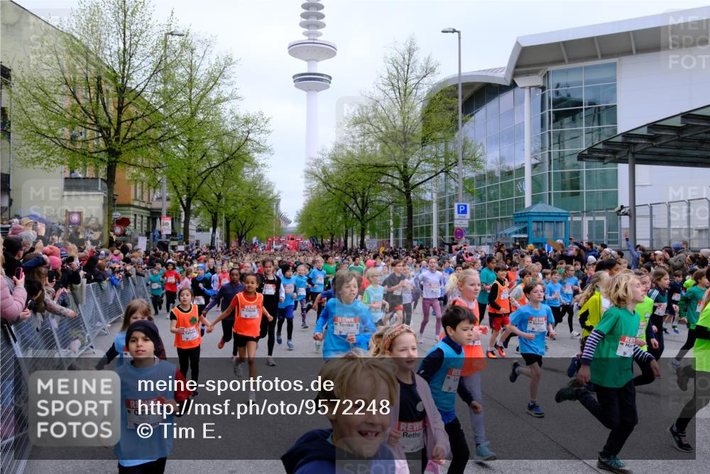 25.04.2026 - Das Zehntel Tim E. http://msf.ph/oto/9572248 25.04.2026 10:31:24 Ziel  meine-sportfotos.de