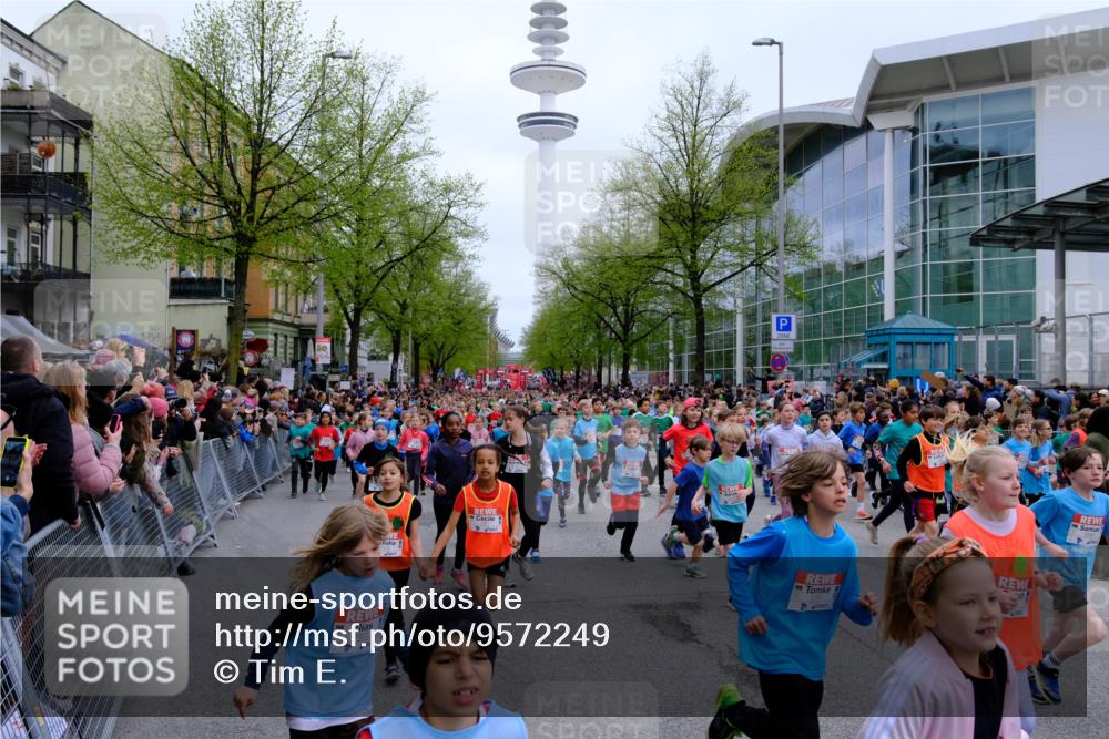 25.04.2026 - Das Zehntel Tim E. http://msf.ph/oto/9572249 25.04.2026 10:31:24 Ziel  meine-sportfotos.de