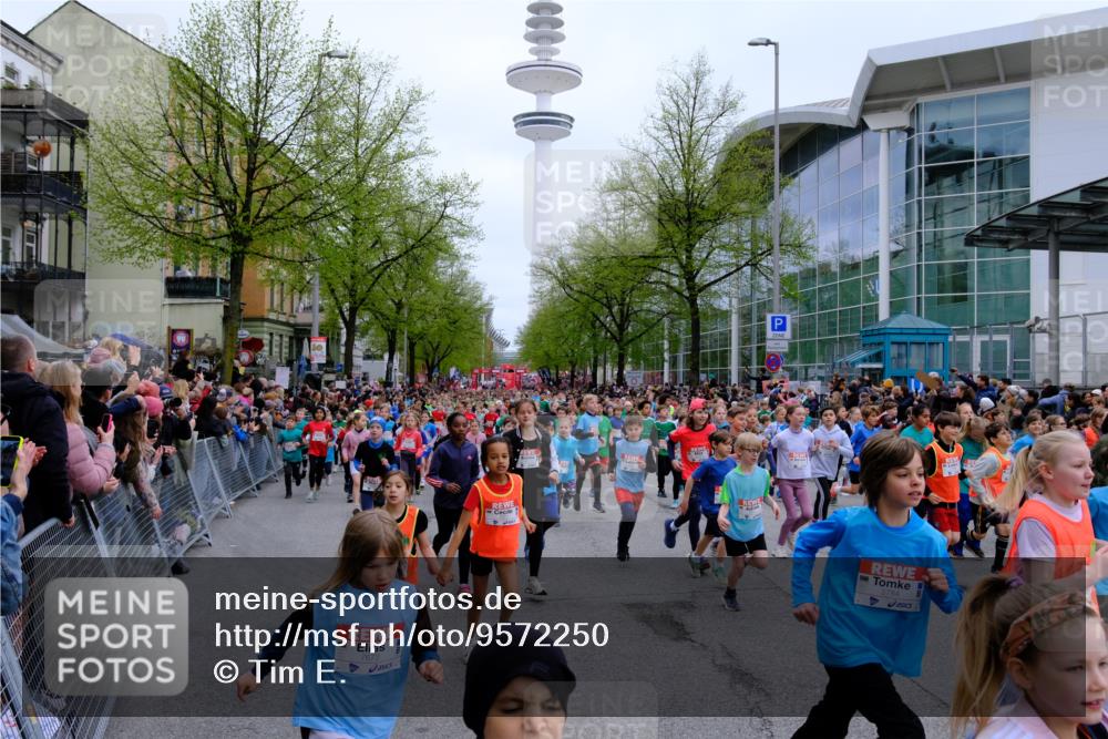 25.04.2026 - Das Zehntel Tim E. http://msf.ph/oto/9572250 25.04.2026 10:31:24 Ziel  meine-sportfotos.de