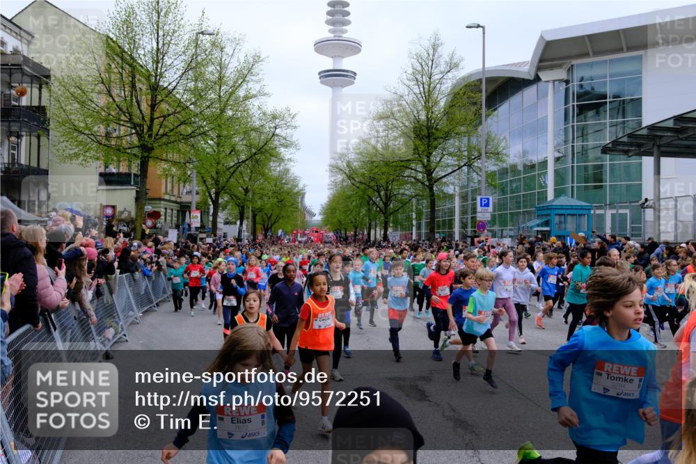 25.04.2026 - Das Zehntel Tim E. http://msf.ph/oto/9572251 25.04.2026 10:31:24 Ziel  meine-sportfotos.de