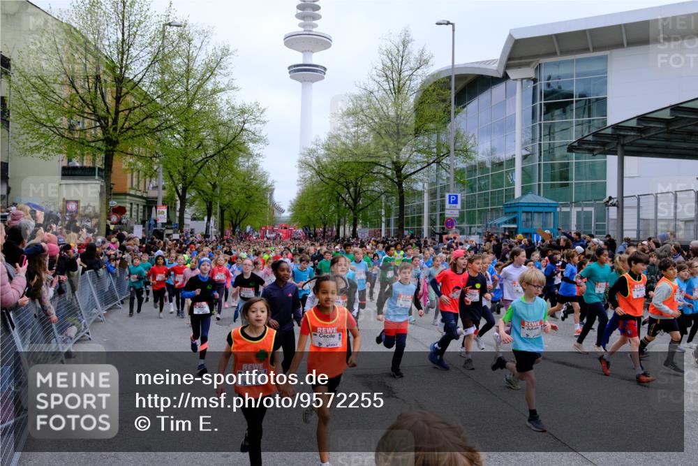 25.04.2026 - Das Zehntel Tim E. http://msf.ph/oto/9572255 25.04.2026 10:31:25 Ziel  meine-sportfotos.de