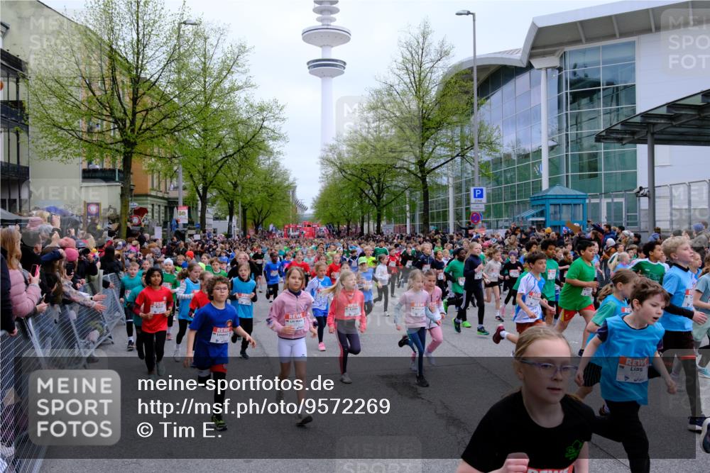25.04.2026 - Das Zehntel Tim E. http://msf.ph/oto/9572269 25.04.2026 10:31:27 Ziel  meine-sportfotos.de