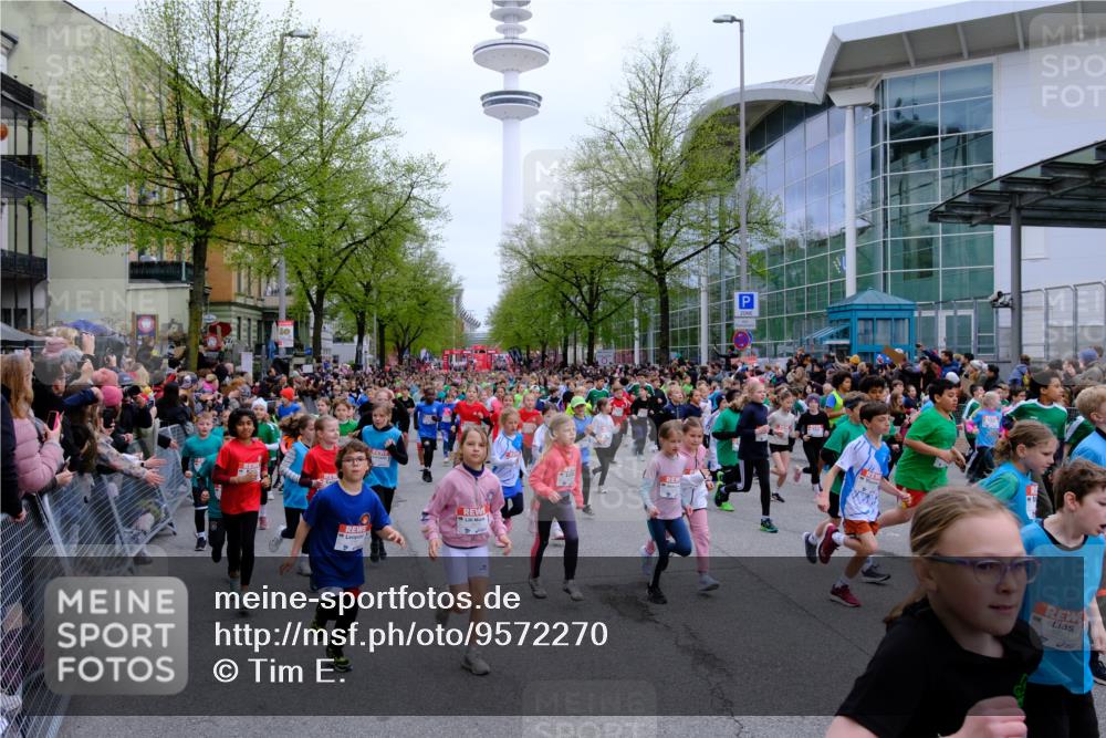 25.04.2026 - Das Zehntel Tim E. http://msf.ph/oto/9572270 25.04.2026 10:31:27 Ziel  meine-sportfotos.de
