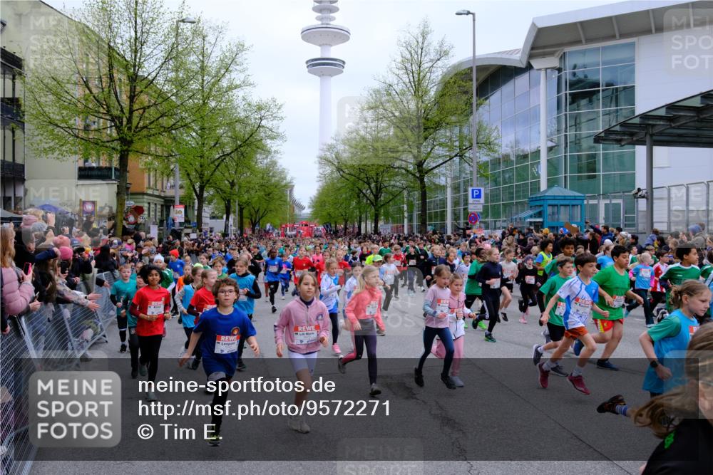 25.04.2026 - Das Zehntel Tim E. http://msf.ph/oto/9572271 25.04.2026 10:31:27 Ziel  meine-sportfotos.de