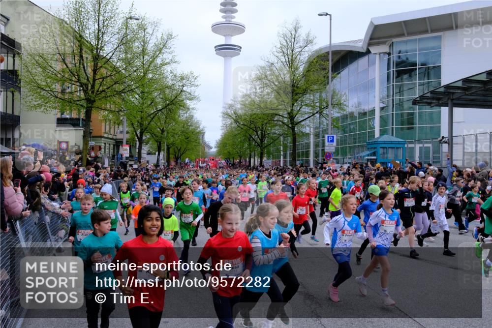 25.04.2026 - Das Zehntel Tim E. http://msf.ph/oto/9572282 25.04.2026 10:31:29 Ziel  meine-sportfotos.de