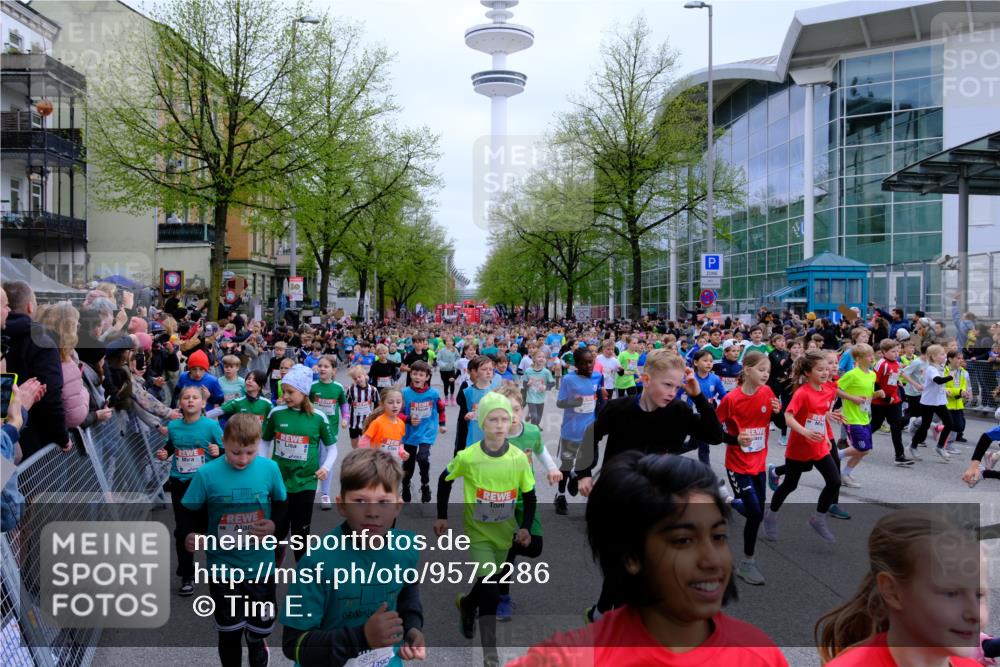 25.04.2026 - Das Zehntel Tim E. http://msf.ph/oto/9572286 25.04.2026 10:31:30 Ziel  meine-sportfotos.de