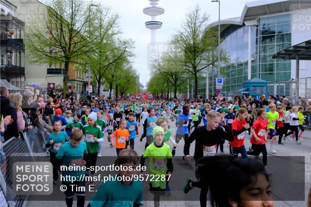 25.04.2026 - Das Zehntel Tim E. http://msf.ph/oto/9572287 25.04.2026 10:31:30 Ziel  meine-sportfotos.de