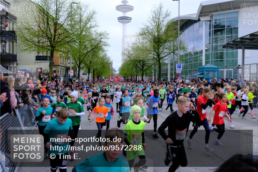 25.04.2026 - Das Zehntel Tim E. http://msf.ph/oto/9572288 25.04.2026 10:31:30 Ziel  meine-sportfotos.de