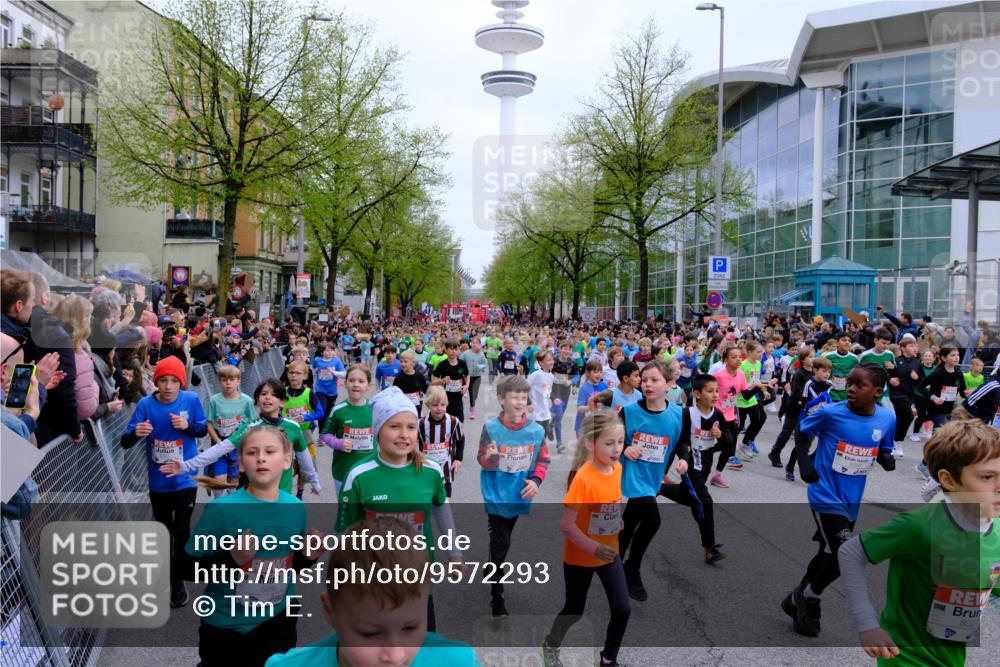 25.04.2026 - Das Zehntel Tim E. http://msf.ph/oto/9572293 25.04.2026 10:31:31 Ziel  meine-sportfotos.de