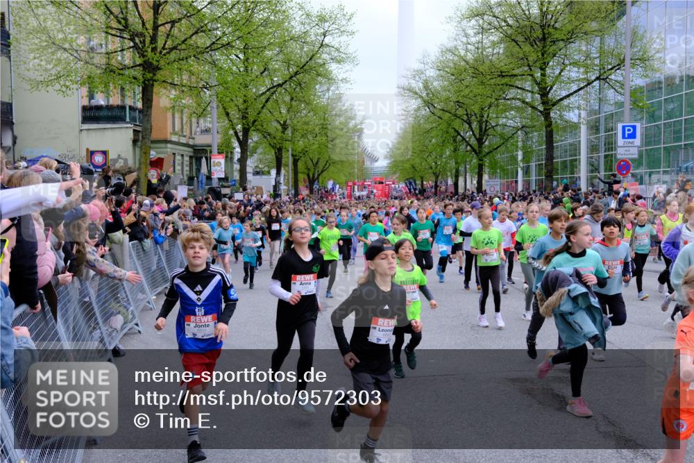 25.04.2026 - Das Zehntel Tim E. http://msf.ph/oto/9572303 25.04.2026 10:31:34 Ziel  meine-sportfotos.de